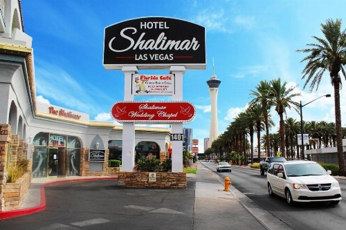 Shalimar Hostel image 15